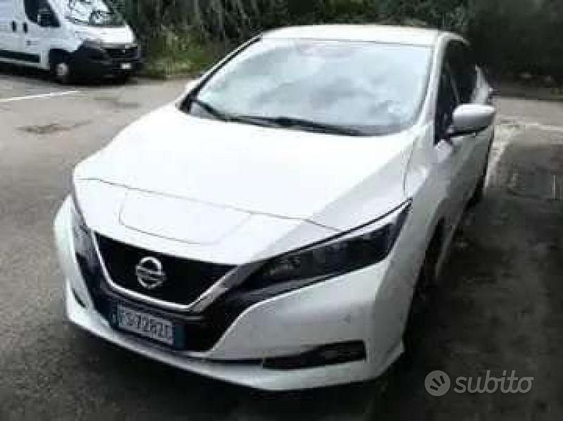 Usata Nissan Leaf Acenta 110 kW (150 CV) 2018 Bianco Utilitaria