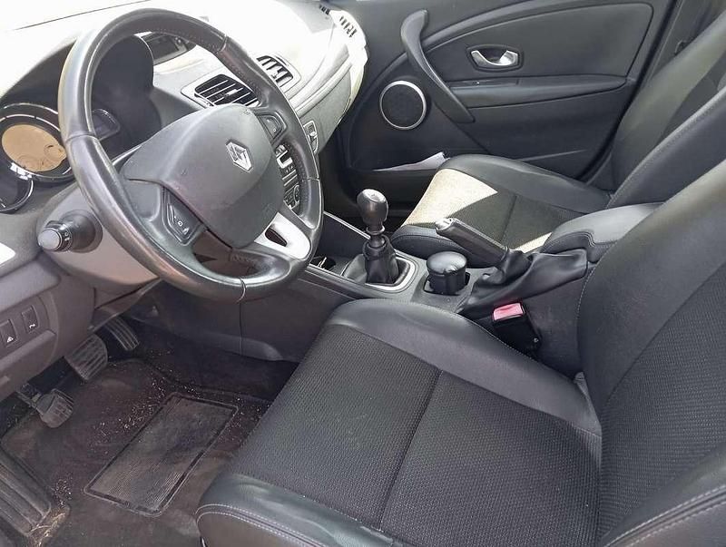 Usata Renault Mégane III Dynamique 110 CV (80 kW) 2009 Berlina