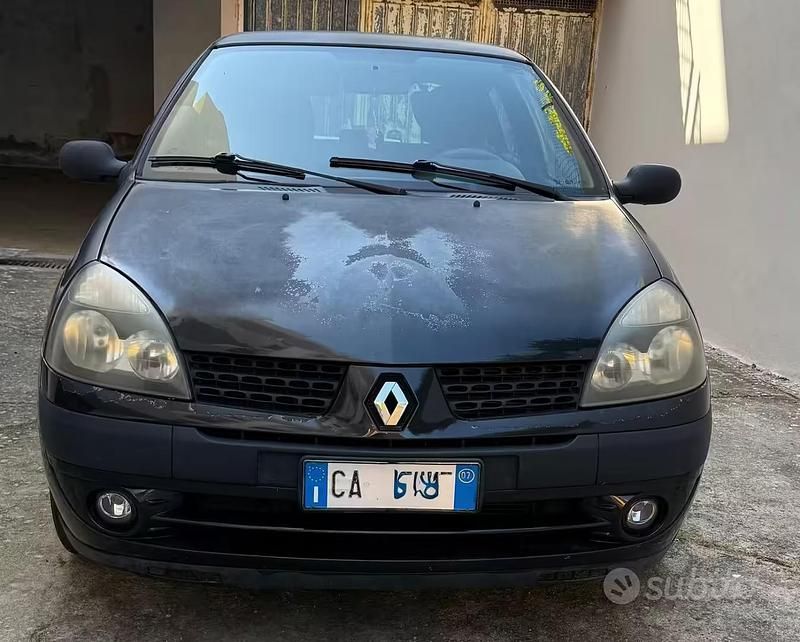 Usata Renault Clio II 58 CV (42 kW) 2002 Berlina