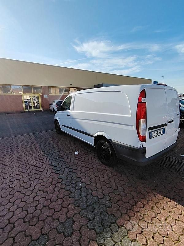 Usata Mercedes Vito 95 CV (69 kW) 2011 Bianco Furgone
