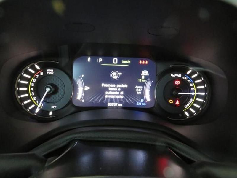 Usata Jeep Renegade Trailhawk 240 CV (176 kW) 2021 Blu SUV