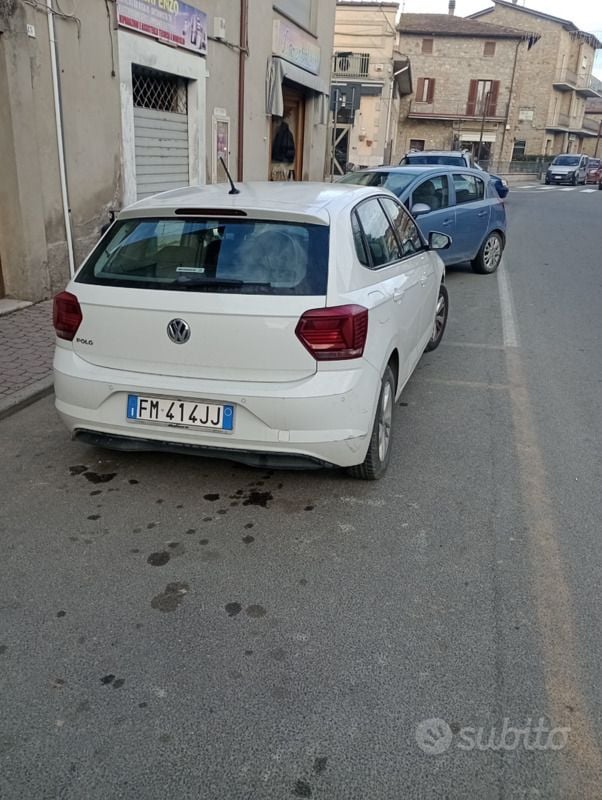 Bianco Usata 2018 VW Polo Tre volumi | 11.000 € (Super prezzo) - Immagine 1/3