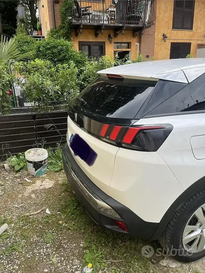 Usata Peugeot 3008 131 CV (96 kW) 2019 Bianco SUV