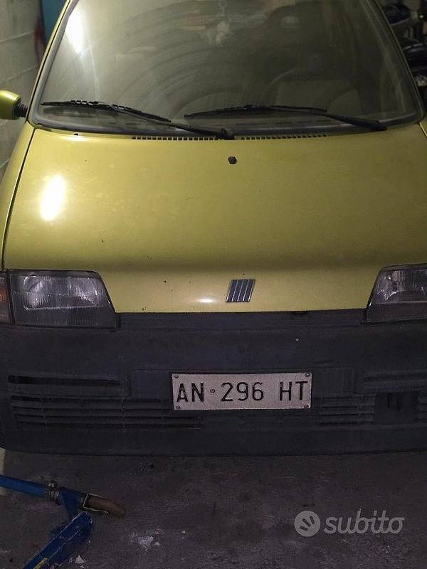 Verde Usata 1996 Fiat 500 Due volumi | 650 € (Buon prezzo) - Immagine 1/4
