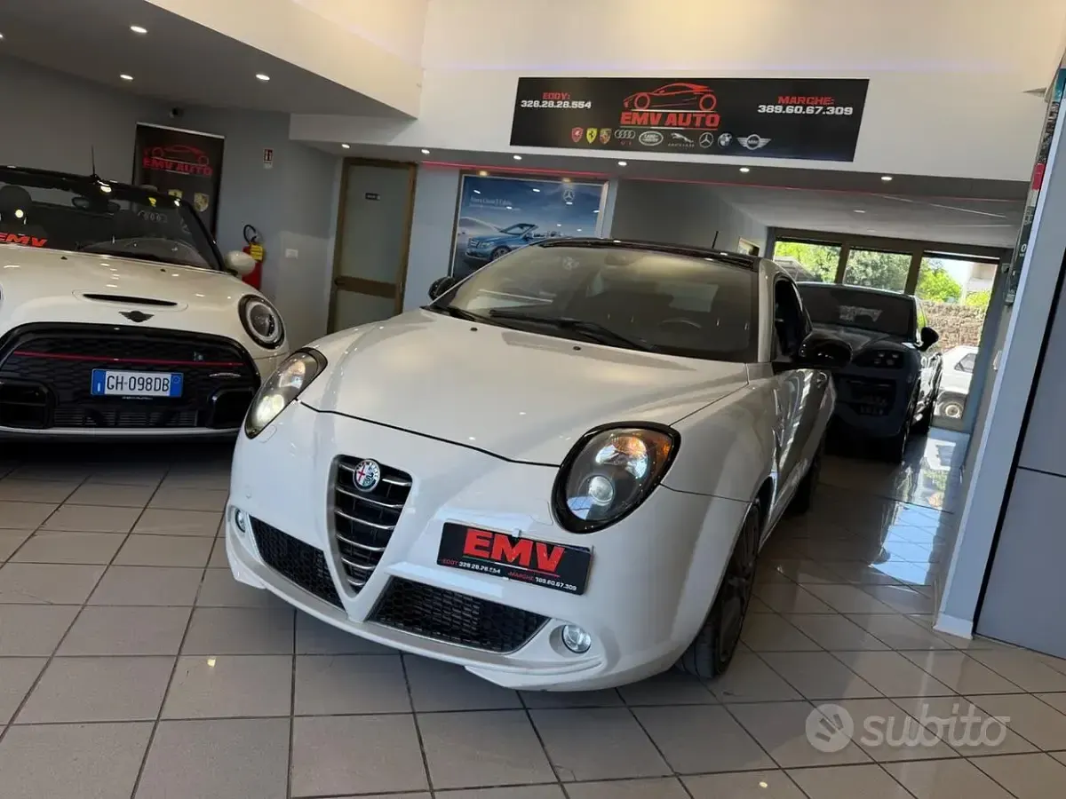 Usata Alfa Romeo MiTo 170 CV (125 kW) 2010 Beige Utilitaria