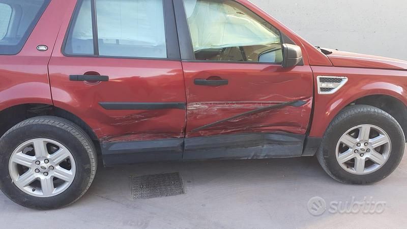Usata Land Rover Freelander 2 160 CV (117 kW) 2009 Rosso SUV