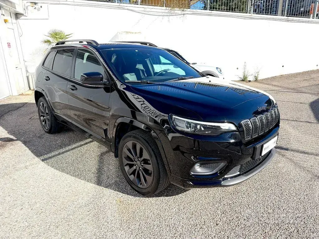 Używany Jeep Cherokee 194 KM (142 kW) 2020 Czarny SUV
