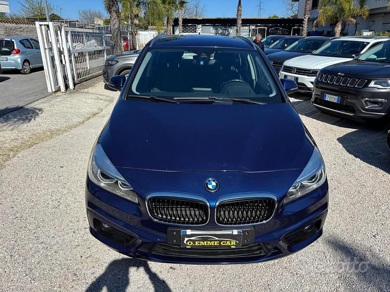 Usata BMW 216 Active Tourer Luxury Line 116 CV (85 kW) 2016 Blu Monovolume