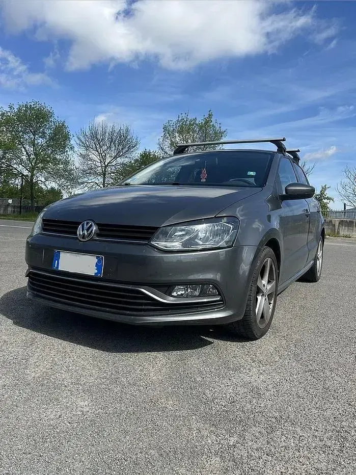 Usata VW Polo 75 CV (55 kW) 2015 Grigio Utilitaria