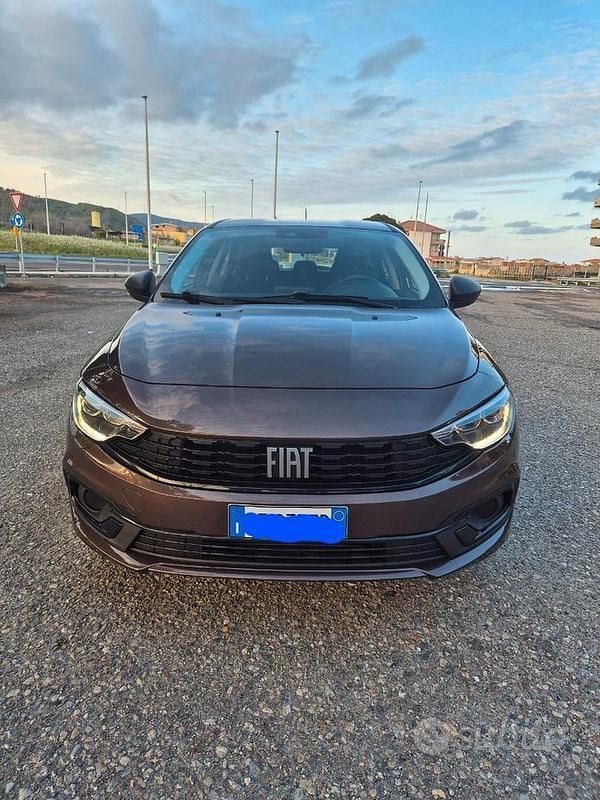 Usata Fiat Tipo 131 CV (96 kW) 2021 Marrone Station wagon