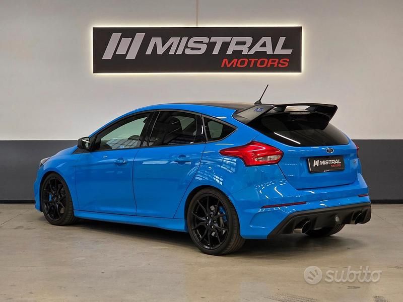 Usata Ford Focus RS 350 CV (257 kW) 2018 Blu Berlina