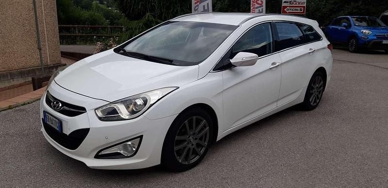 Usata Hyundai i40 Style 136 CV (100 kW) 2013 Bianco Station wagon