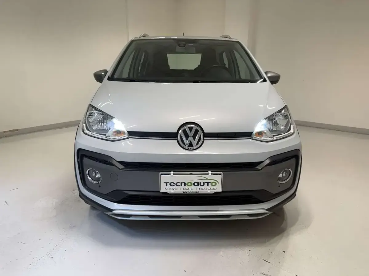 Usata VW cross up! 75 CV (55 kW) 2017 Bianco Utilitaria