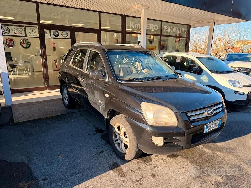 Usata Kia Sportage Active 140 CV (102 kW) 2006 Nero SUV