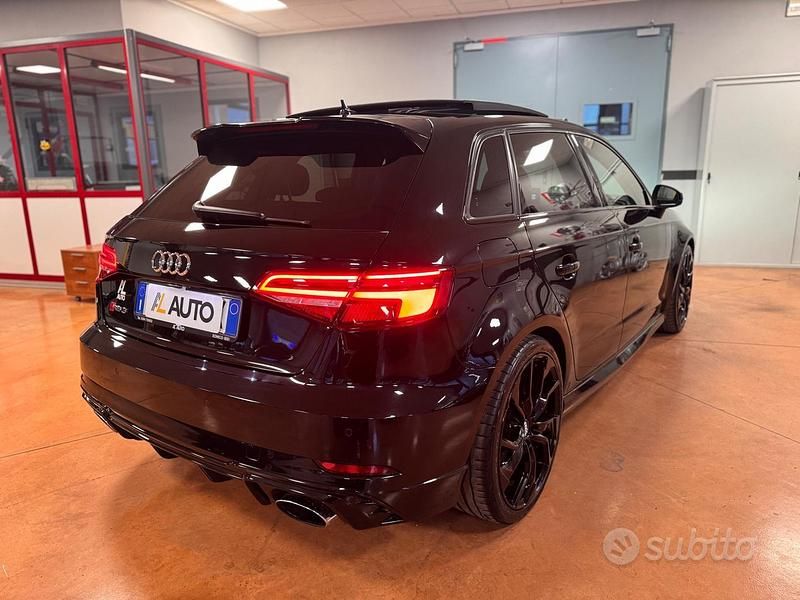 Usata Audi RS3 Ambiente 400 CV (294 kW) 2018 Nero Berlina