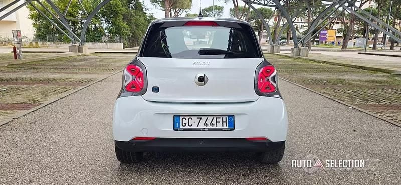 Usata Smart ForFour Electric Drive Pulse 41 kW (56 CV) 2021 Bianco Berlina