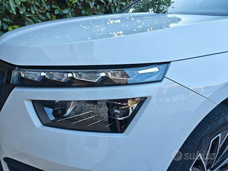 Usata Skoda Kamiq 110 CV (80 kW) 2024 Bianco SUV