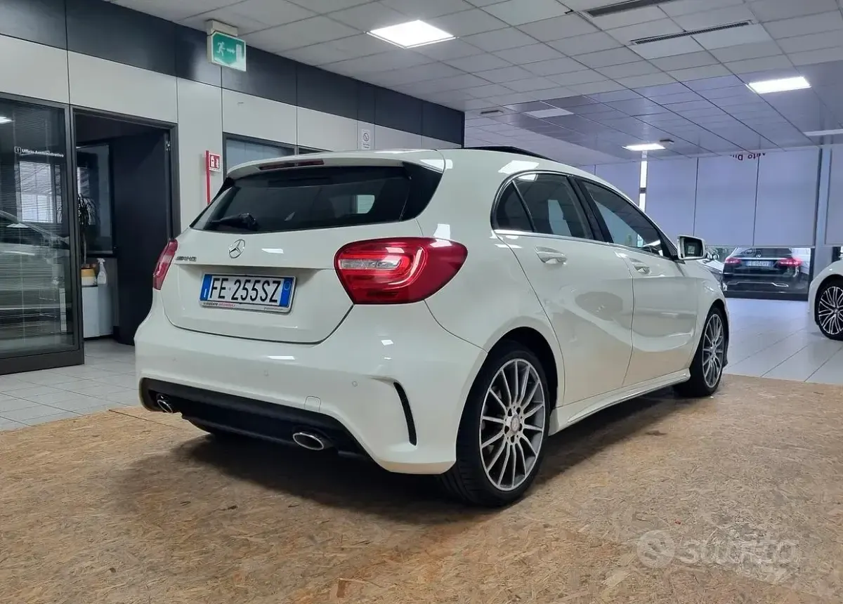 Usata Mercedes A180 Premium 109 CV (80 kW) 2015 Bianco Berlina