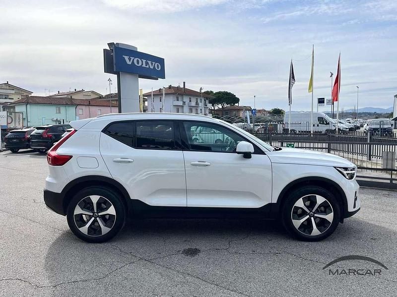 Usata Volvo XC40 Core 163 CV (119 kW) 2025 Bianco SUV