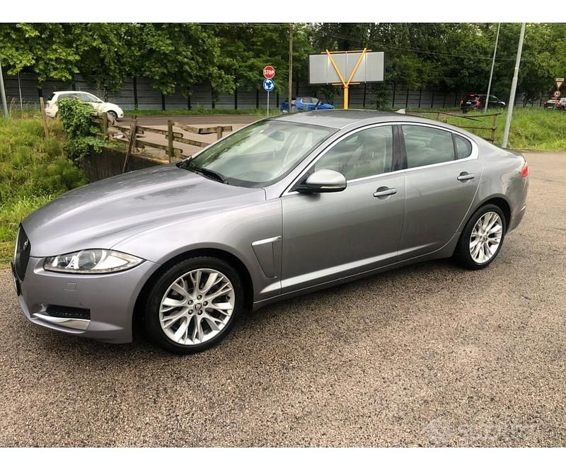 Usata Jaguar XF 2013 Marrone Berlina