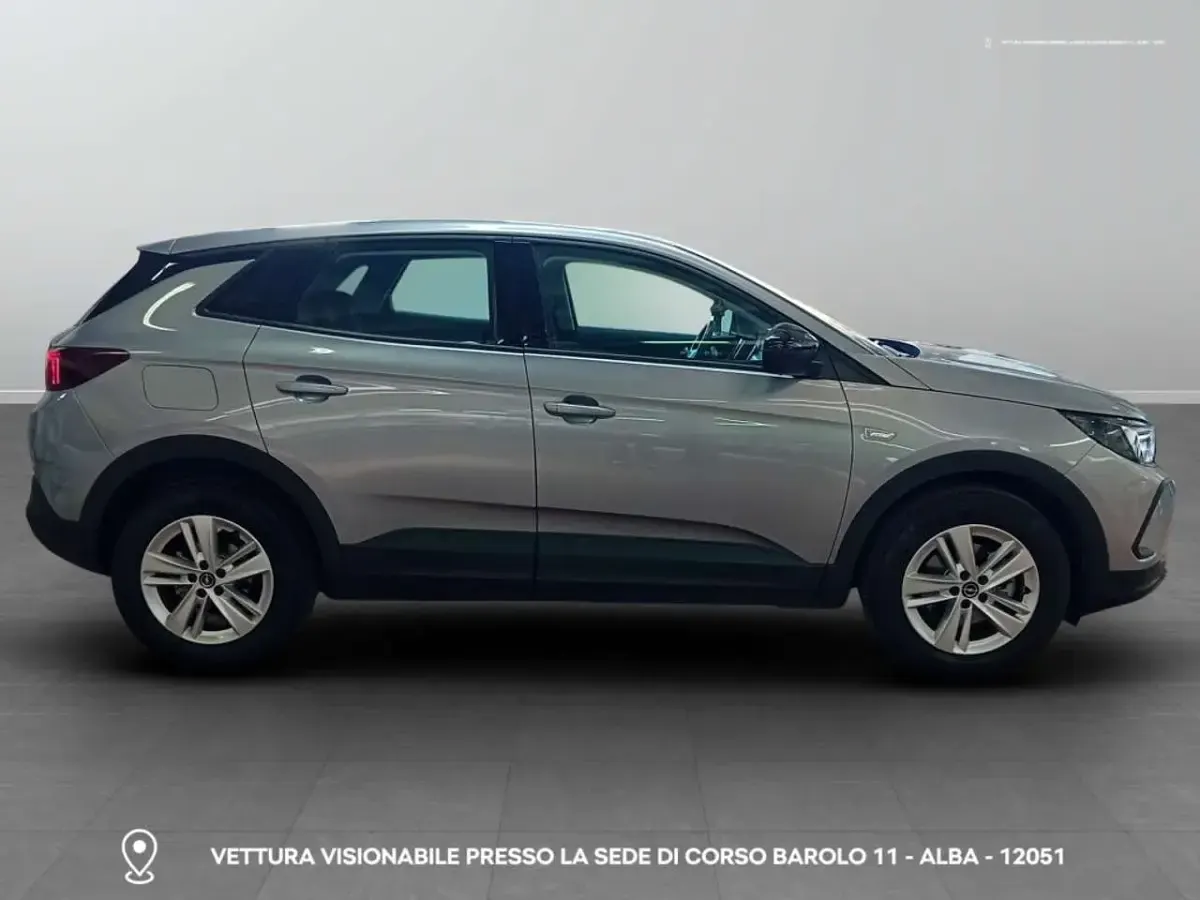 Usata Opel Grandland X S 131 CV (96 kW) 2023 2c grigio business metallizzat SUV