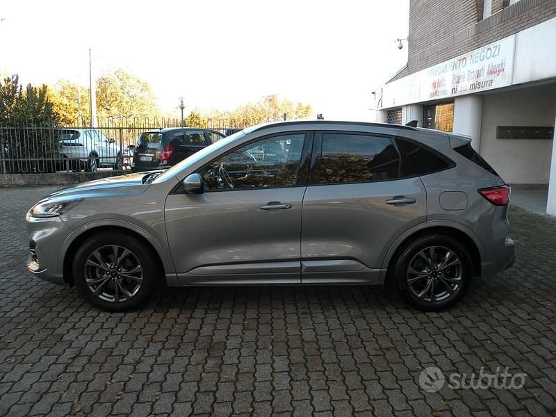 Occasion Ford Kuga ST-Line 120 ch (88 kW) 2021 Gris SUV
