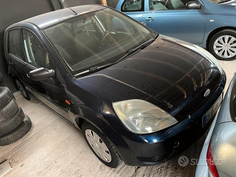 Usato 2003 Ford Fiesta 1.4 Benzin 75 CV (2.199 €) | 10148 Torino (TO) |  AutoUncle