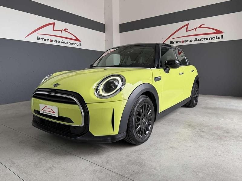Usata Mini Cooper Business 136 CV (100 kW) 2023 Verde bicolore nero Utilitaria