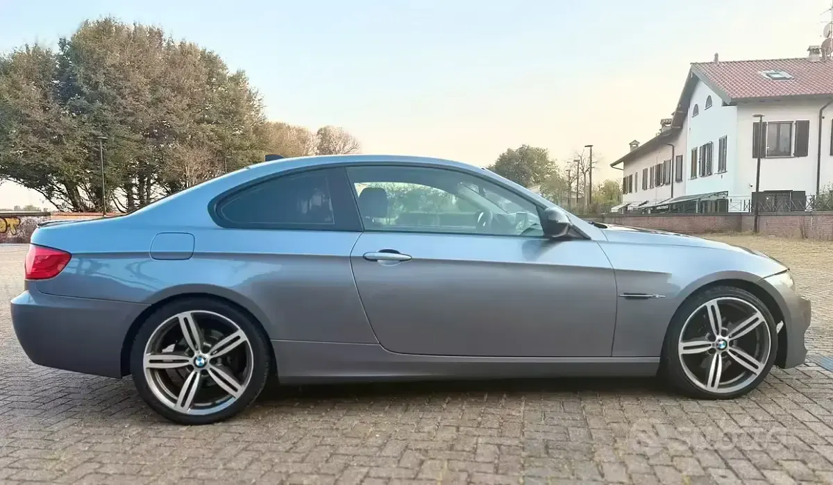 Usata BMW 320 184 CV (135 kW) 2012 Grigio Coupé
