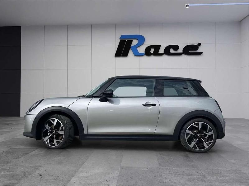 Usata Mini Cooper Classic 156 CV (114 kW) 2025 Grigio Utilitaria
