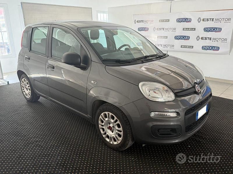 Begagnad Fiat Panda S 70 HK (51 kW) 2022 Halvkombi