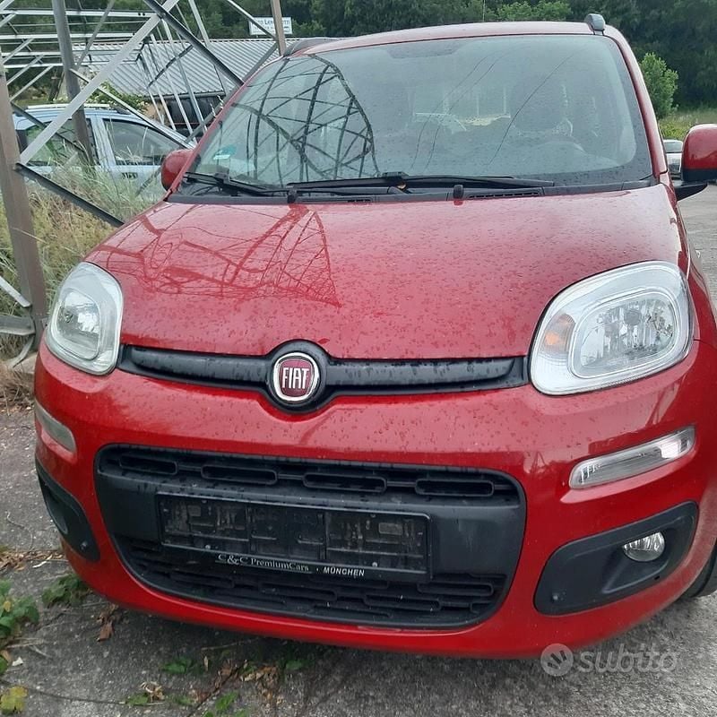 Rosso Usata 2014 Fiat Panda Utilitaria | 3890 € (Super prezzo) - Immagine 1/4