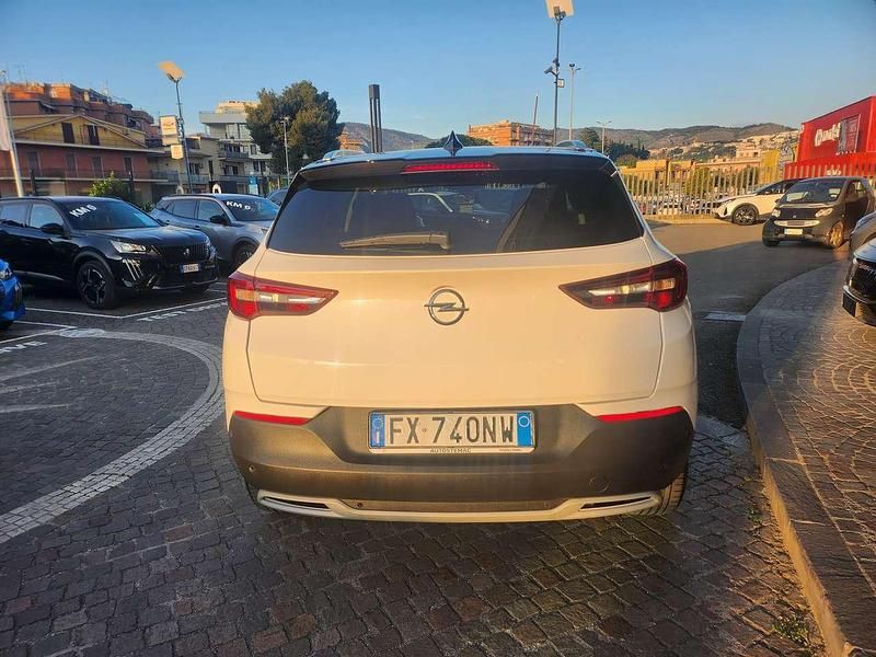Usata Opel Grandland X Ultimate 131 CV (96 kW) 2019 Bianco SUV