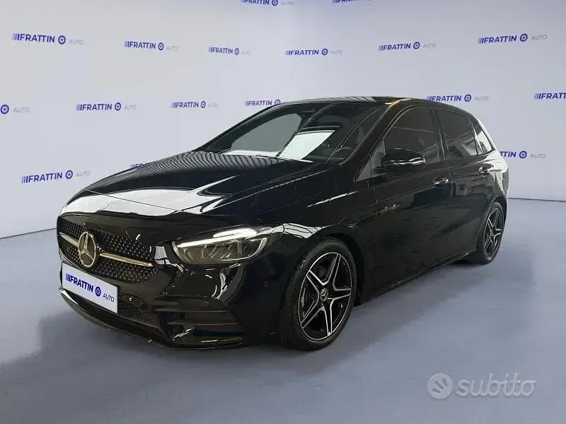 Usata Mercedes B200 AMG Line Premium 150 CV (110 kW) 2024 Monovolume