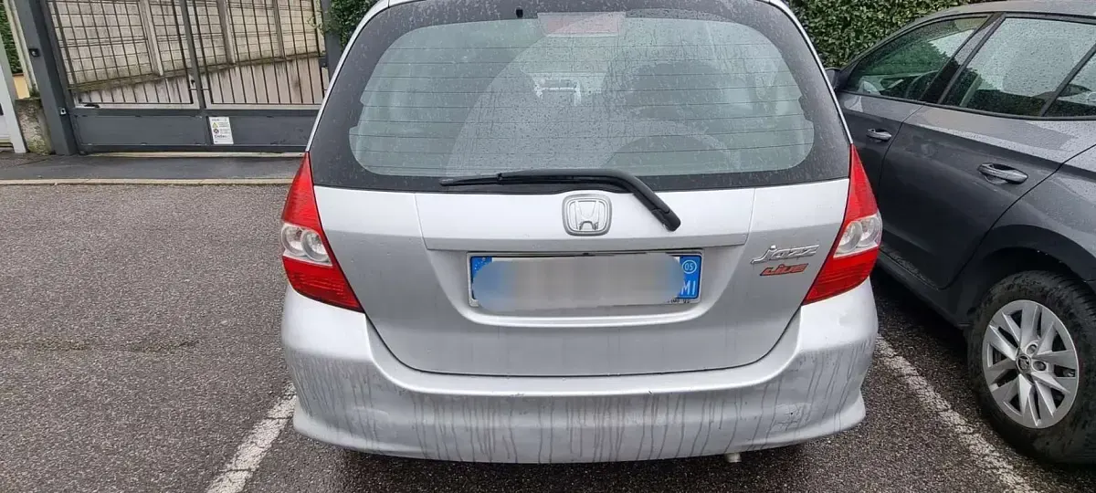 Usata Honda Jazz 77 CV (56 kW) 2005 Utilitaria