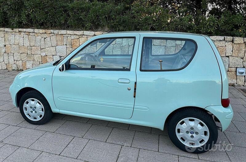 Usato 2005 Fiat 600 1.1 Benzin 54 CV (3.990 €)