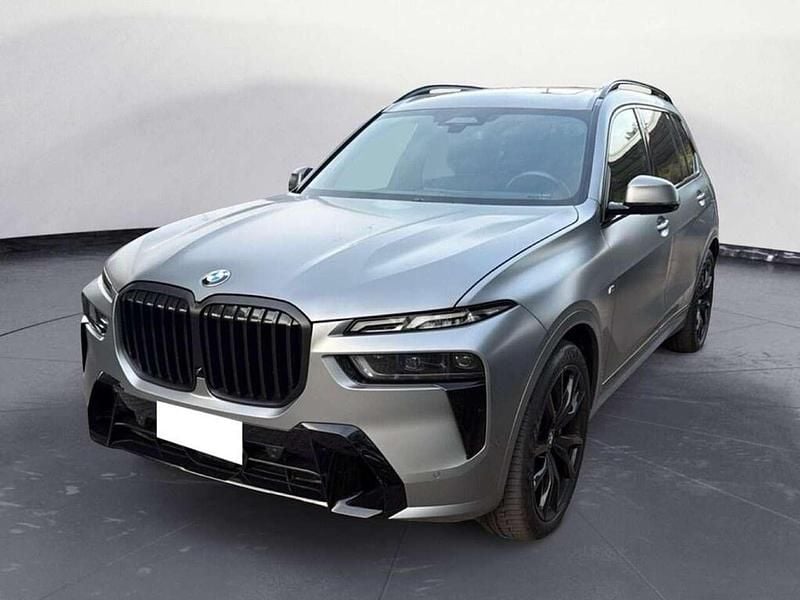 Usata BMW X7 M Sport 352 CV (258 kW) 2025 Grigio SUV