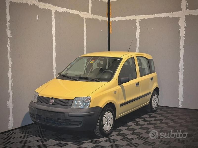 Usata Fiat Panda Active 55 CV (40 kW) 2009 Giallo Utilitaria