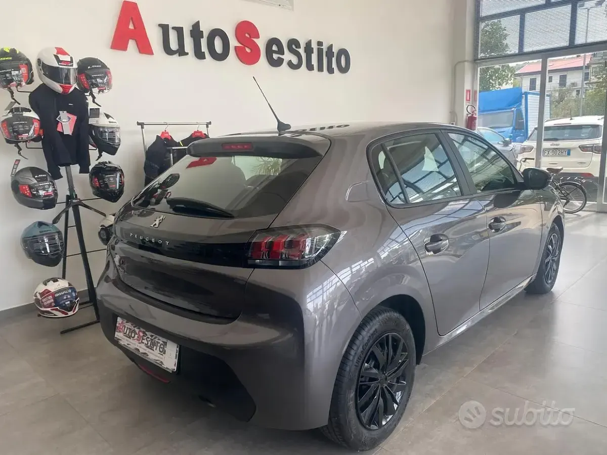 Usata Peugeot 208 Active 75 CV (55 kW) 2022 Grigio Utilitaria