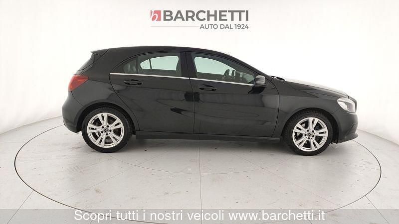 Usata Mercedes A200 Business 136 CV (100 kW) 2018 Nero Utilitaria