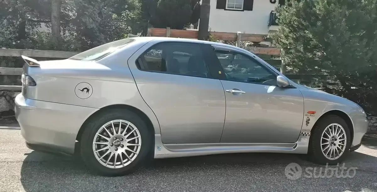 Usata Alfa Romeo 156 120 CV (88 kW) 2002 Grigio Berlina