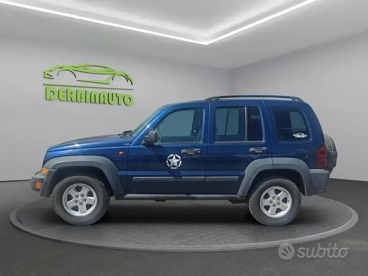 Usata Jeep Cherokee Sport 163 CV (119 kW) 2007 Blu SUV