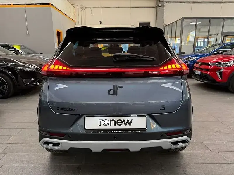 Usado Renault Clio V Techno 91 HP (66 kW) 2025 Cinzento Citadino