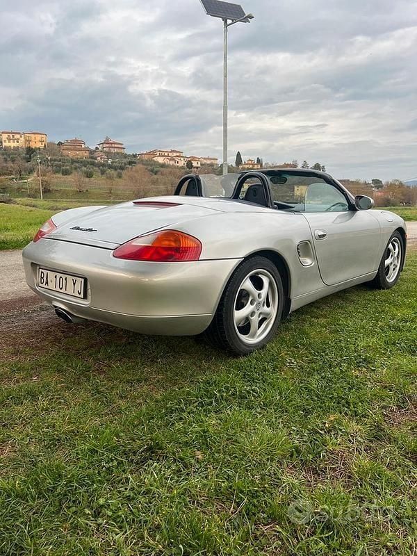 Usata Porsche Boxster 204 CV (150 kW) 1998 Grigio Cabrio