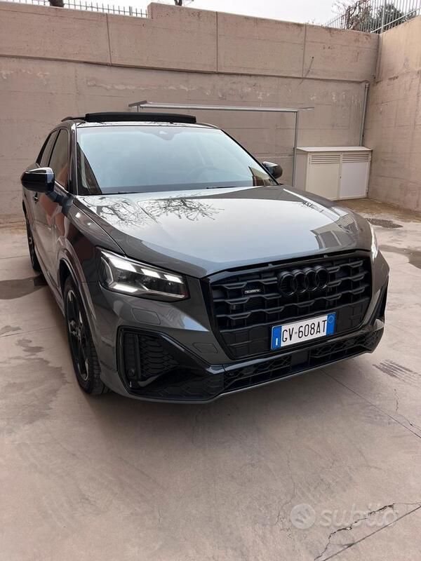 Usata Audi Q2 S-Line 150 CV (110 kW) 2024 Grigio SUV