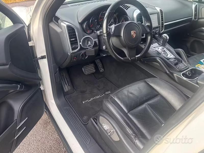 Occasion Porsche Cayenne 245 ch (180 kW) 2012 Blanc SUV