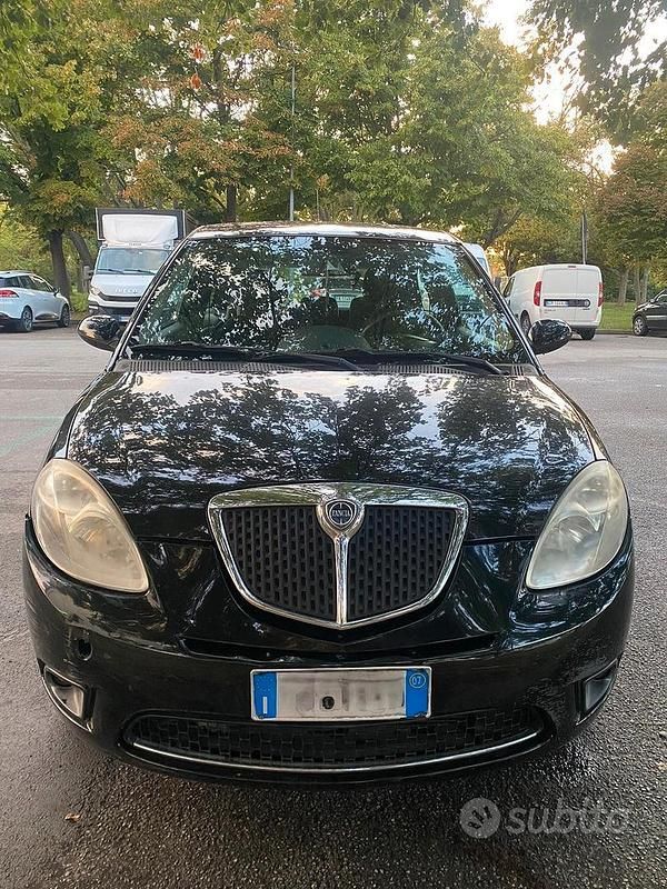 Usata 2007 Lancia Ypsilon Due volumi | 2200 € (Ottimo prezzo) - Immagine 1/4