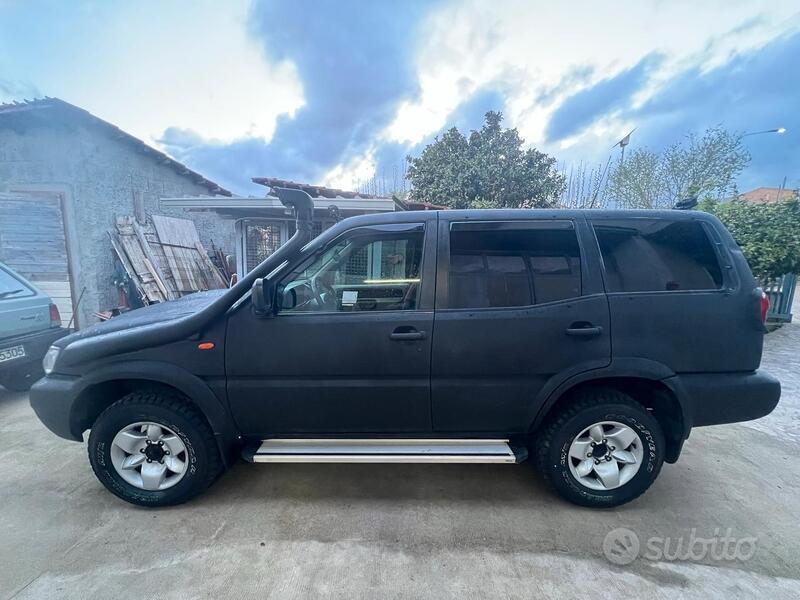 Usato 2004 Nissan Terrano 2.7 Diesel 125 CV (5.500 €)