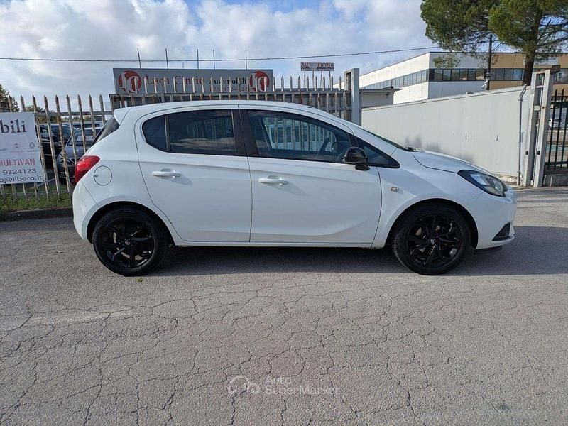 Usata Opel Corsa 90 CV (66 kW) 2016 Bianco Utilitaria