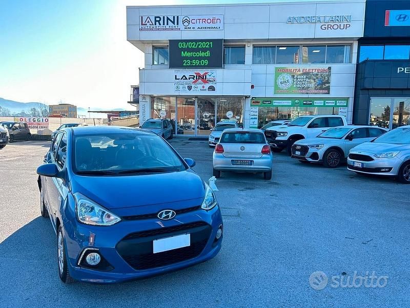 Usata Hyundai i10 69 CV (50 kW) 2015 Blu Utilitaria